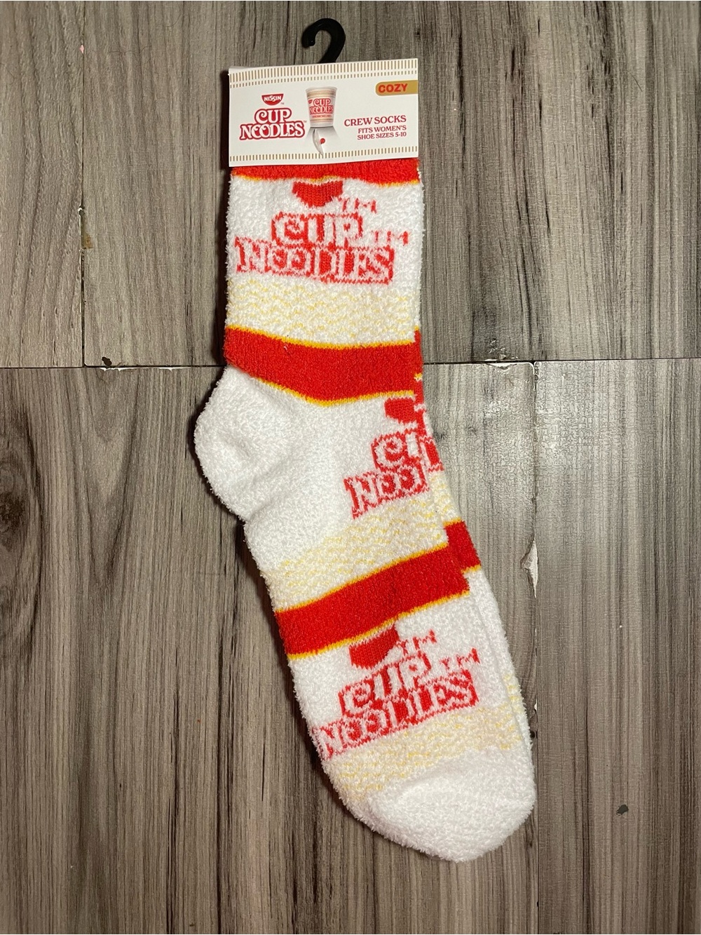 NWT Cup Noodles Cozy Crew Socks Women’s Size 5-10 Nissin Ramen Novelty
